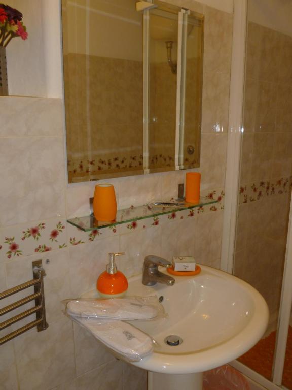 Bed & Breakfast Carlo Alberto House