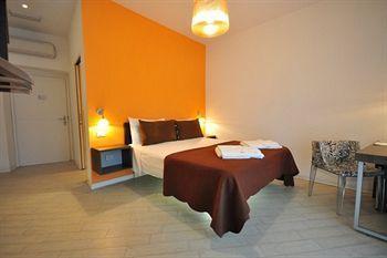 First Floor 2* Rome