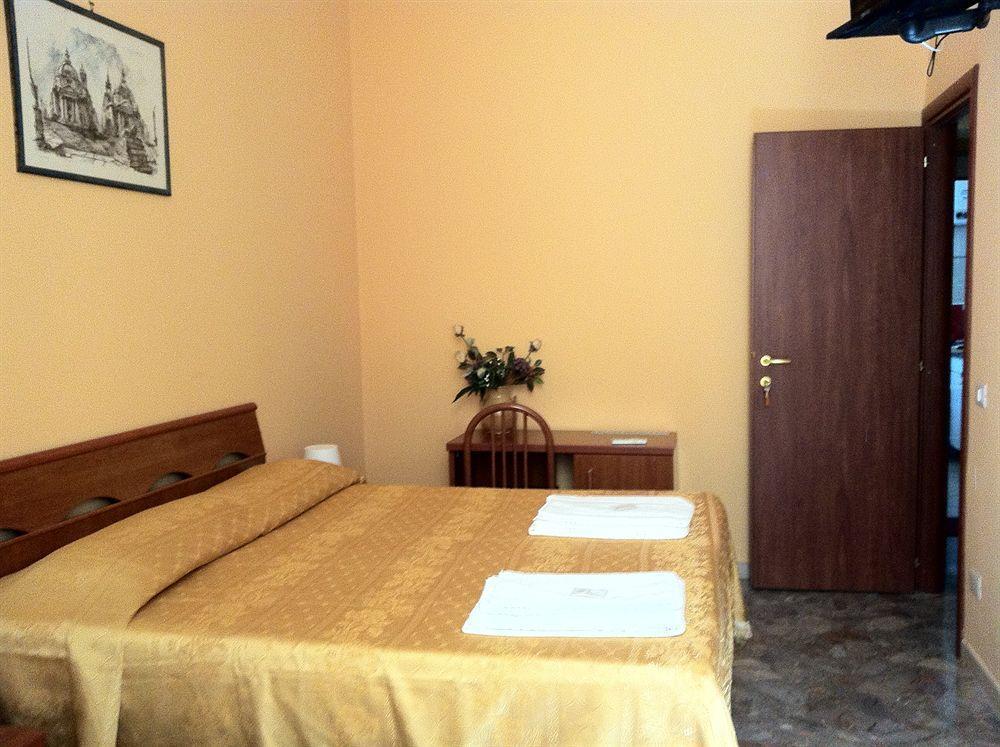 San Daniele Bundi House 2* Rome