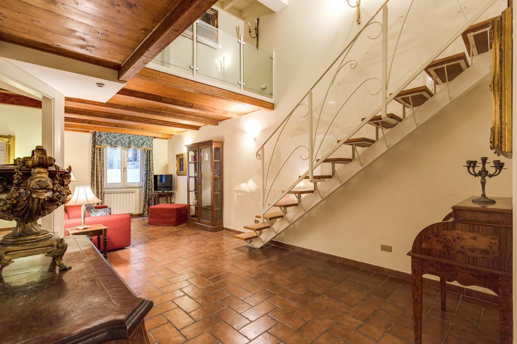 Cappellari Apartment *