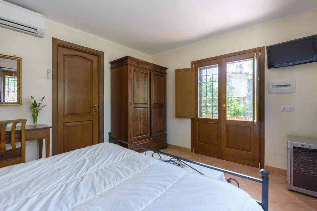 Bed & Breakfast La Valle Dei Casali Com Rome