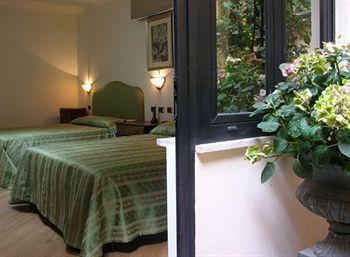 Bed & Breakfast Navona Gallery