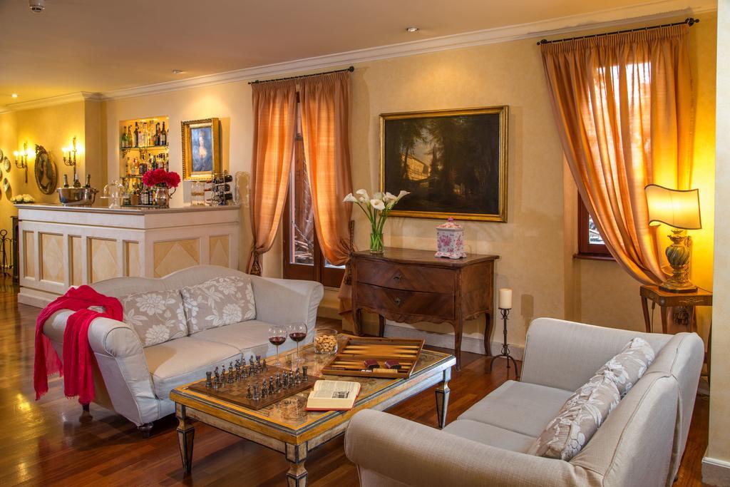 Hotel Mozart Rome