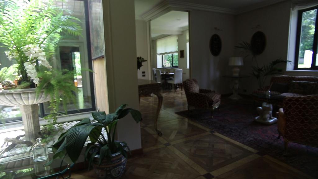 Candia House *