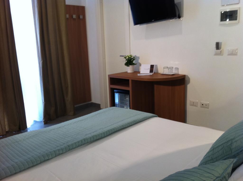 Guest house Holidays S.lorenzo New Rome
