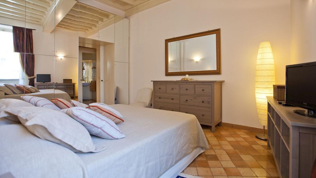In Trevi Fouintain View Appartement Rome