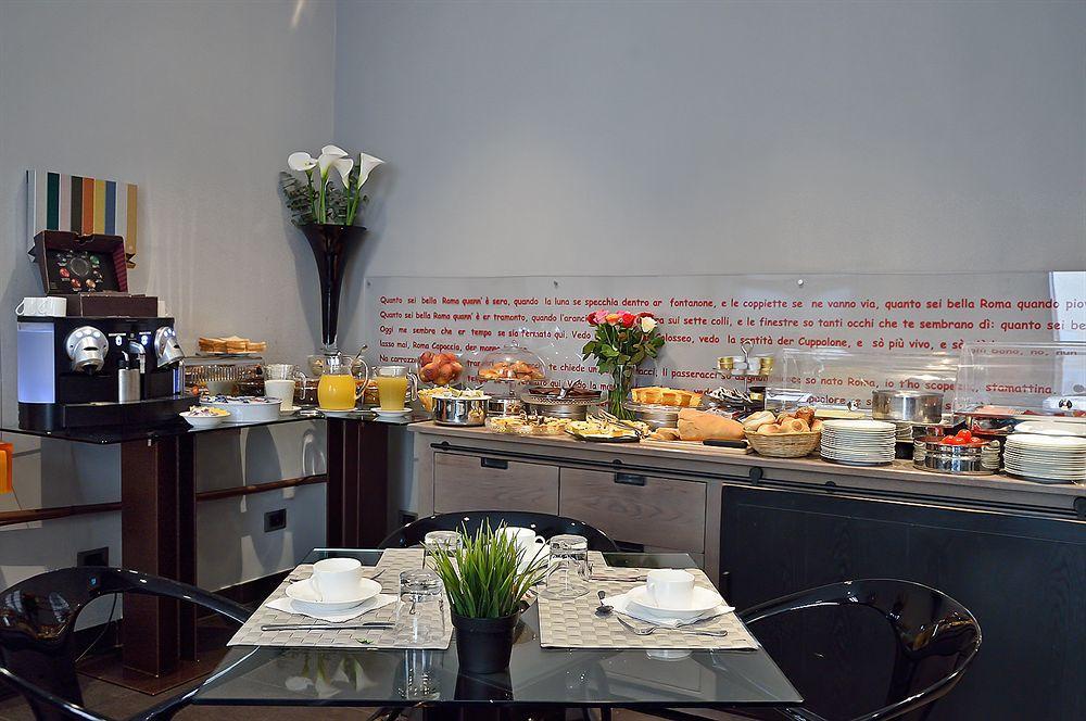 Navona Colors Hotel 3*
