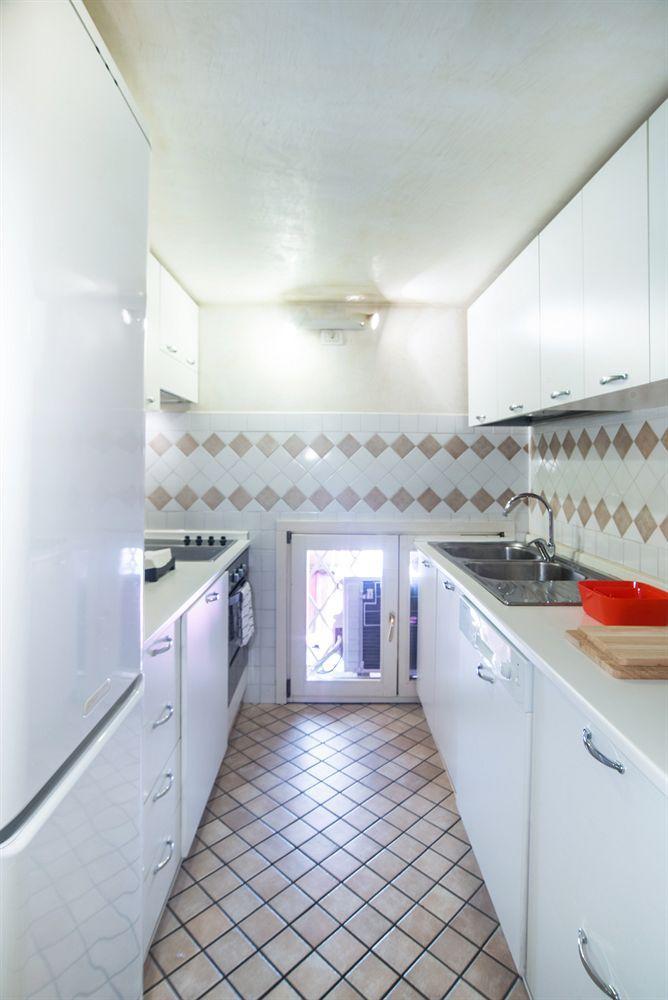 Monti Colosseum Apartment Rome