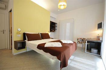 First Floor 2* Rome