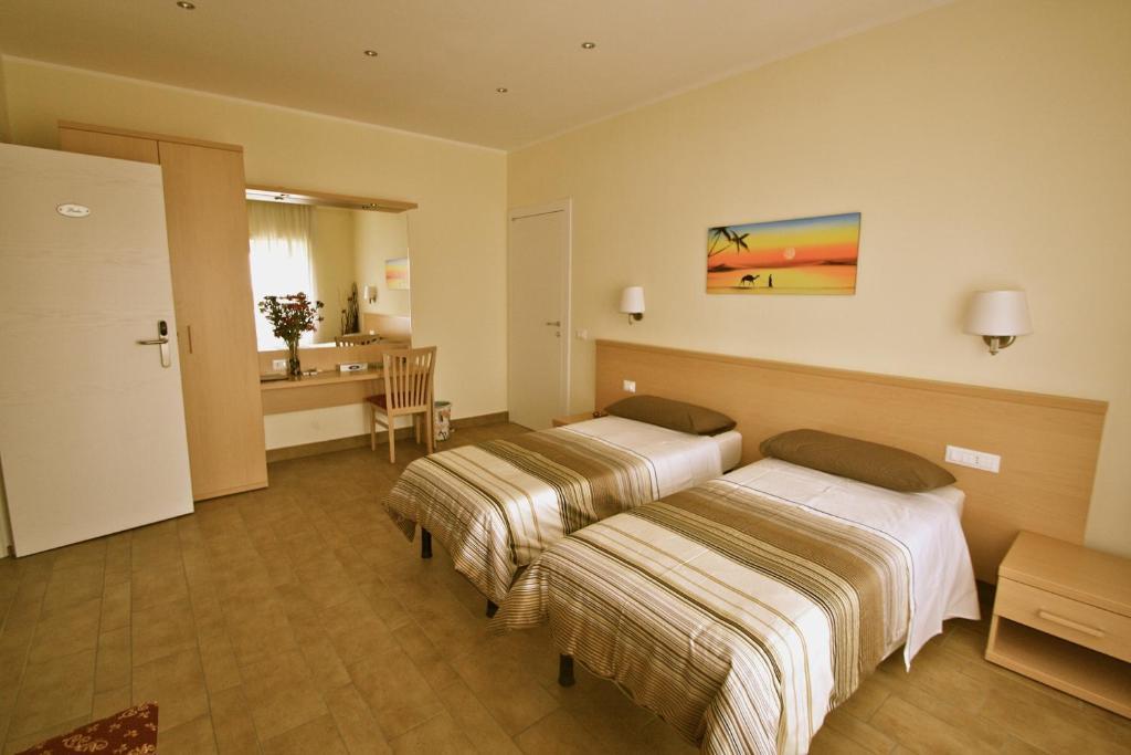 Alba Romana 2* Rome