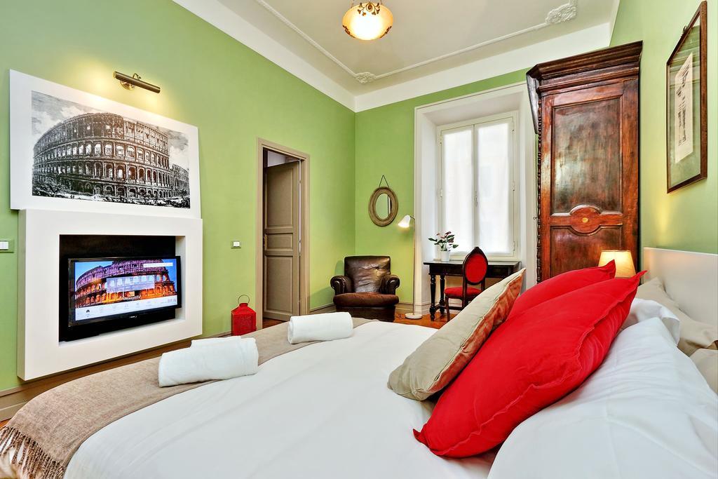 Piranesi Charmsuite