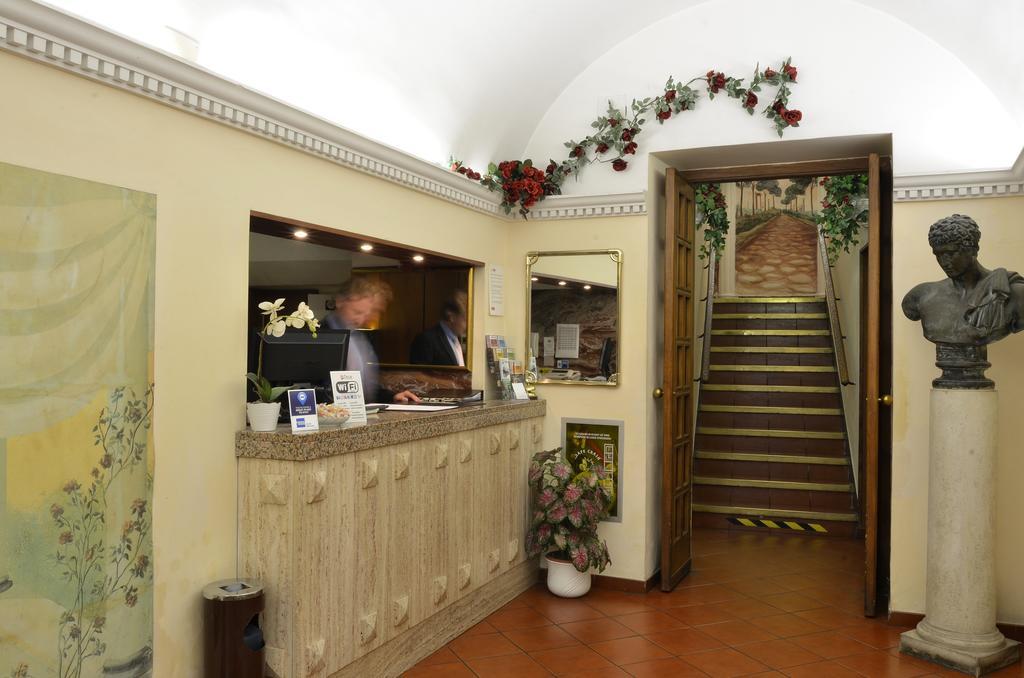 Tirreno Hotel