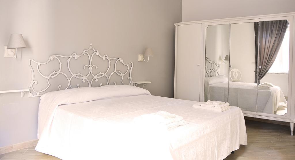 Gens Claudia, Vatican Luxury Appartement Rome