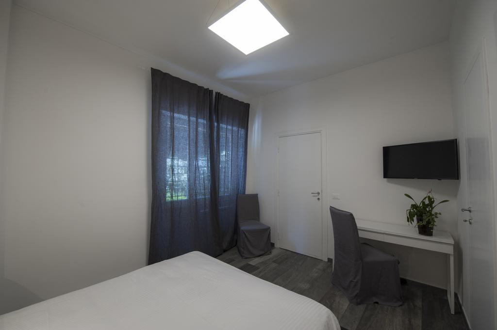 Porta Latina - Private Rome's Center Apartment *