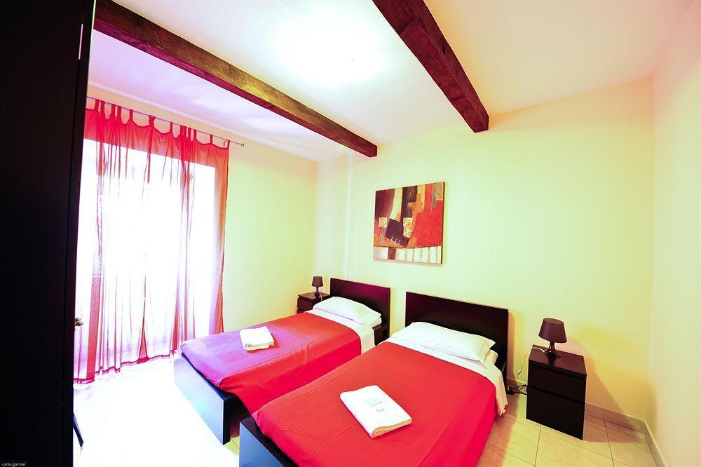 Hotel Mosaic