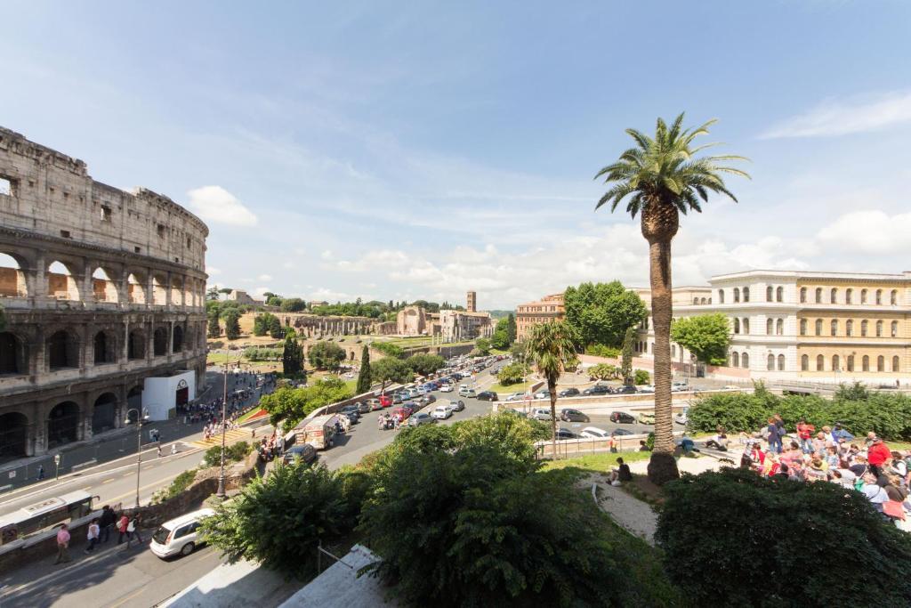 Colosseo Panoramic Rome