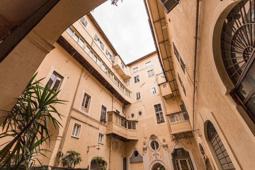 Your Hotel 2*