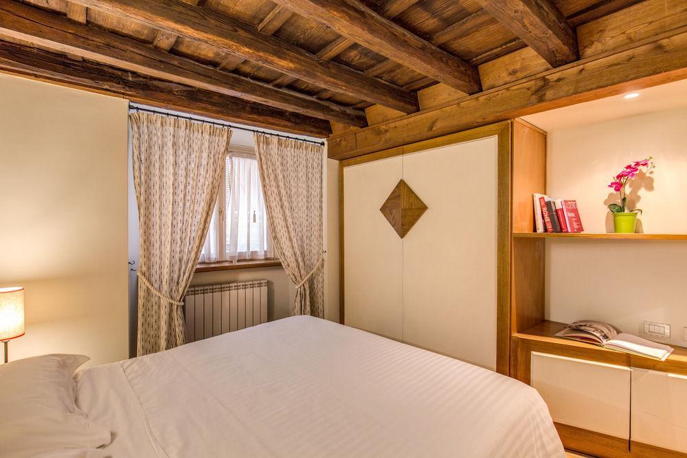 Your Hotel 2*