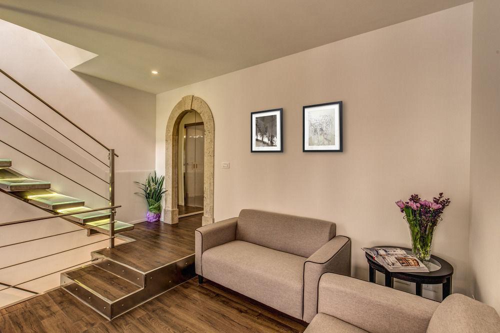 Hotel Your Rome