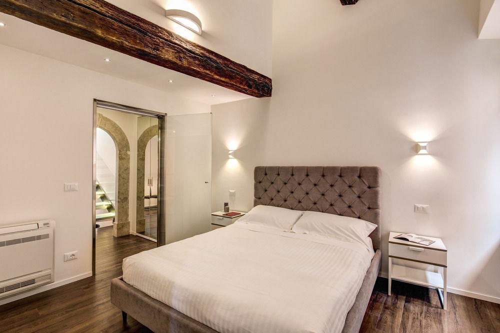 Hotel Your
