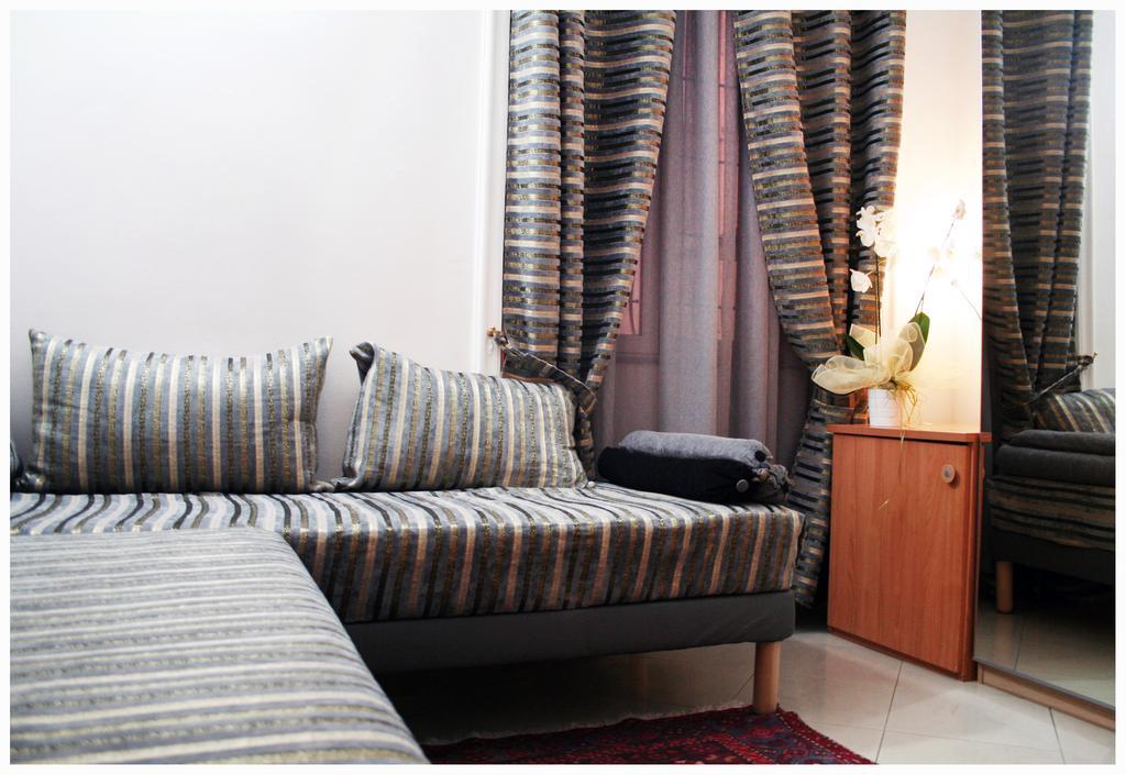 Guest house 1a Grace House *