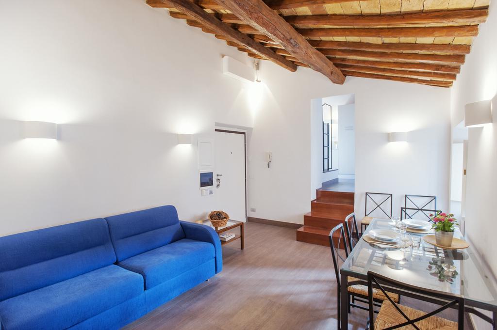 Apartment Domizio Rome