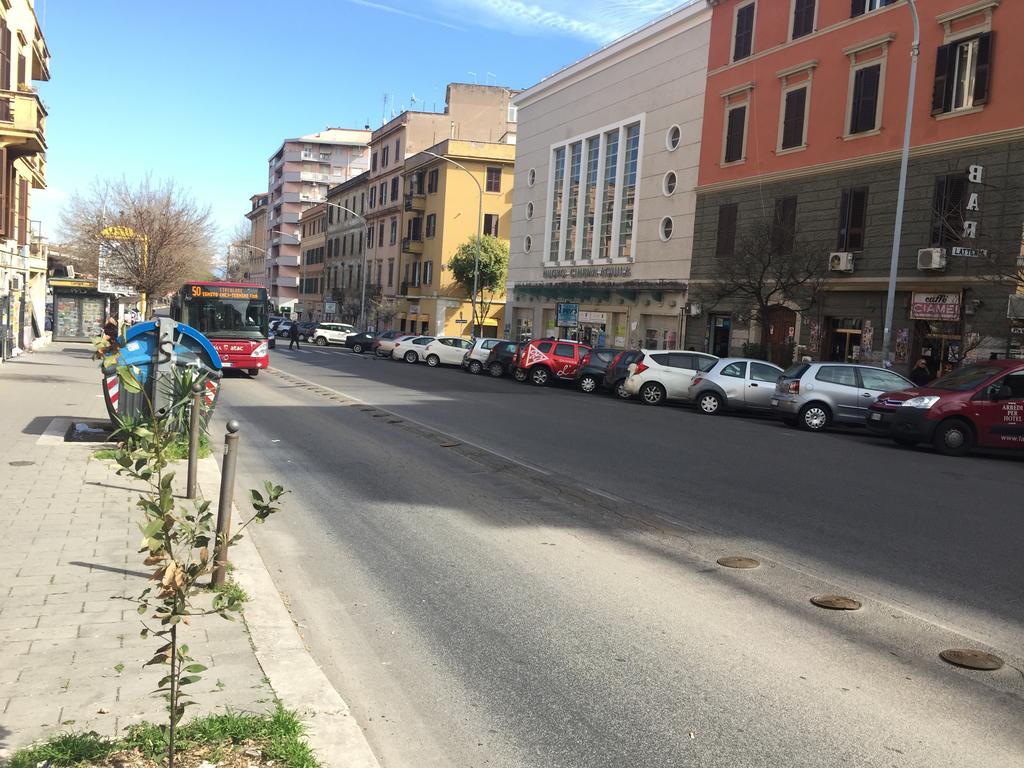 Aquila 52 * Rome