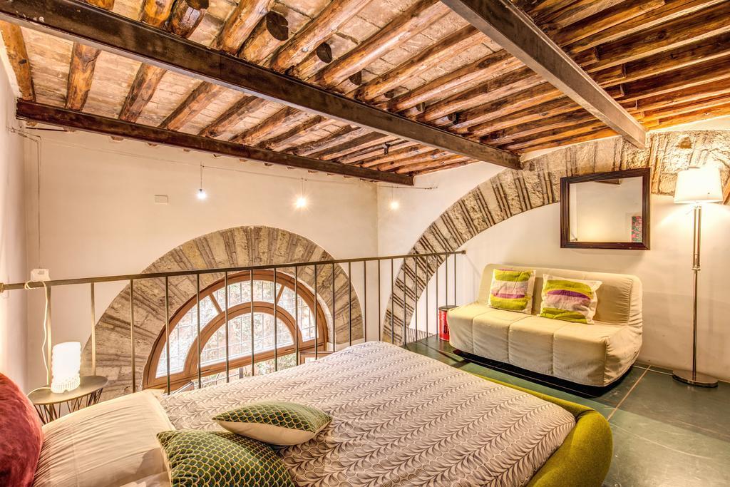Trastevere Hyperloft & Garden Apartment *