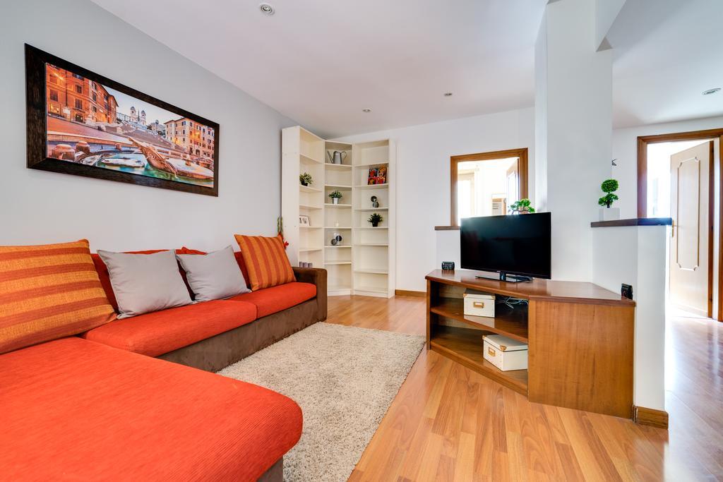 Viale Marconi Apartment *