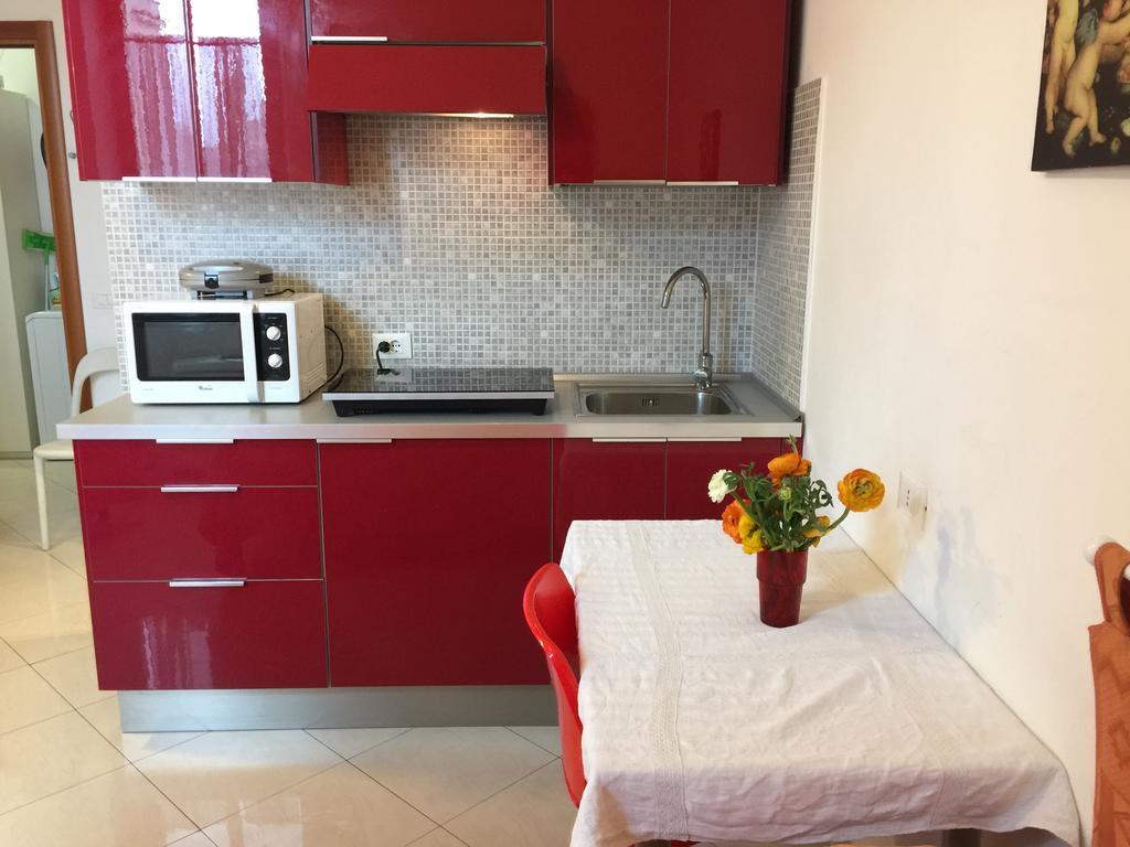 Aquila 52 Rome