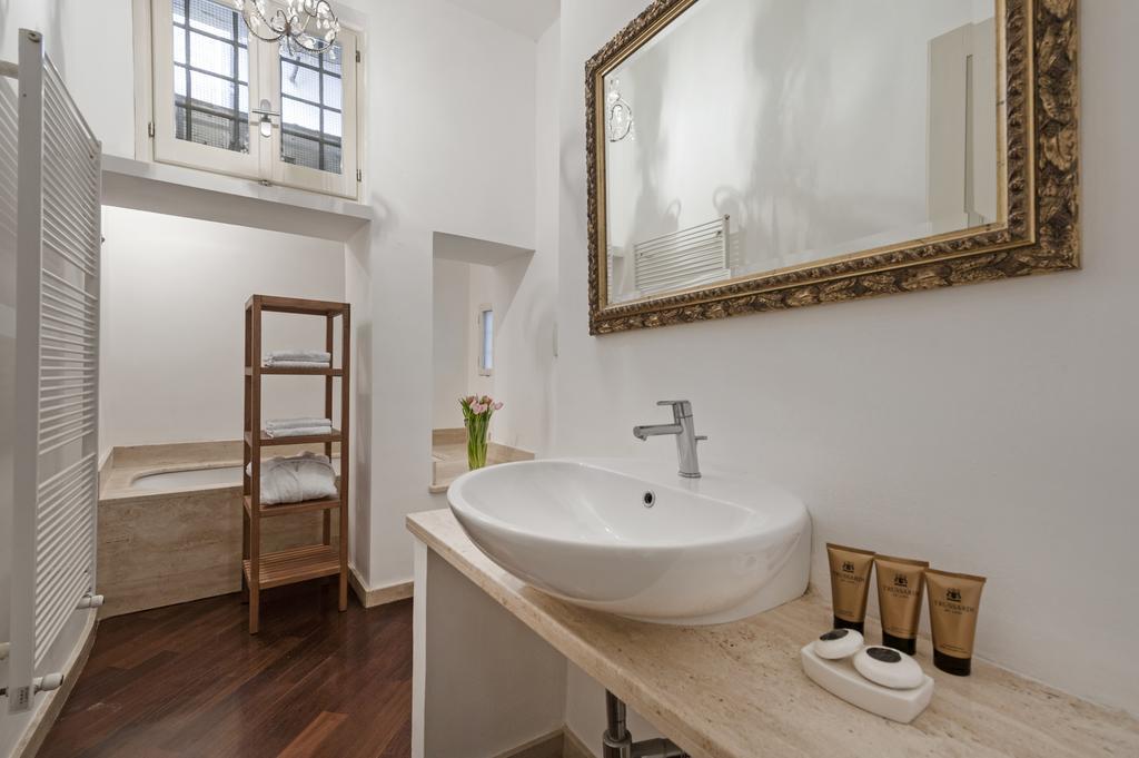 Antique-modern Flat By Navona Square Apartamento Roma