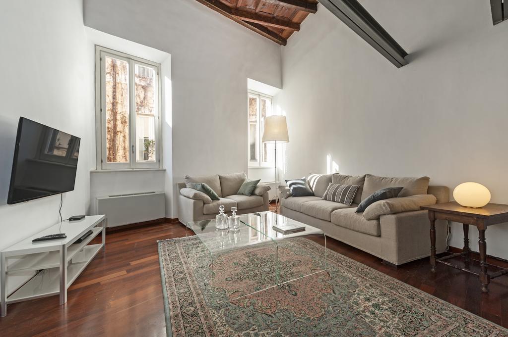 Antique-modern Flat By Navona Square Roma