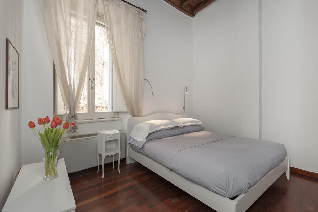 Antique-modern Flat By Navona Square * Roma