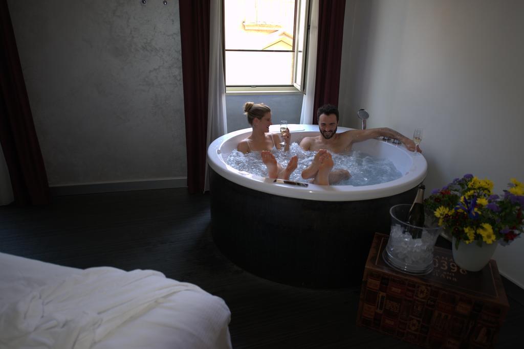 Irooms Jacuzzi