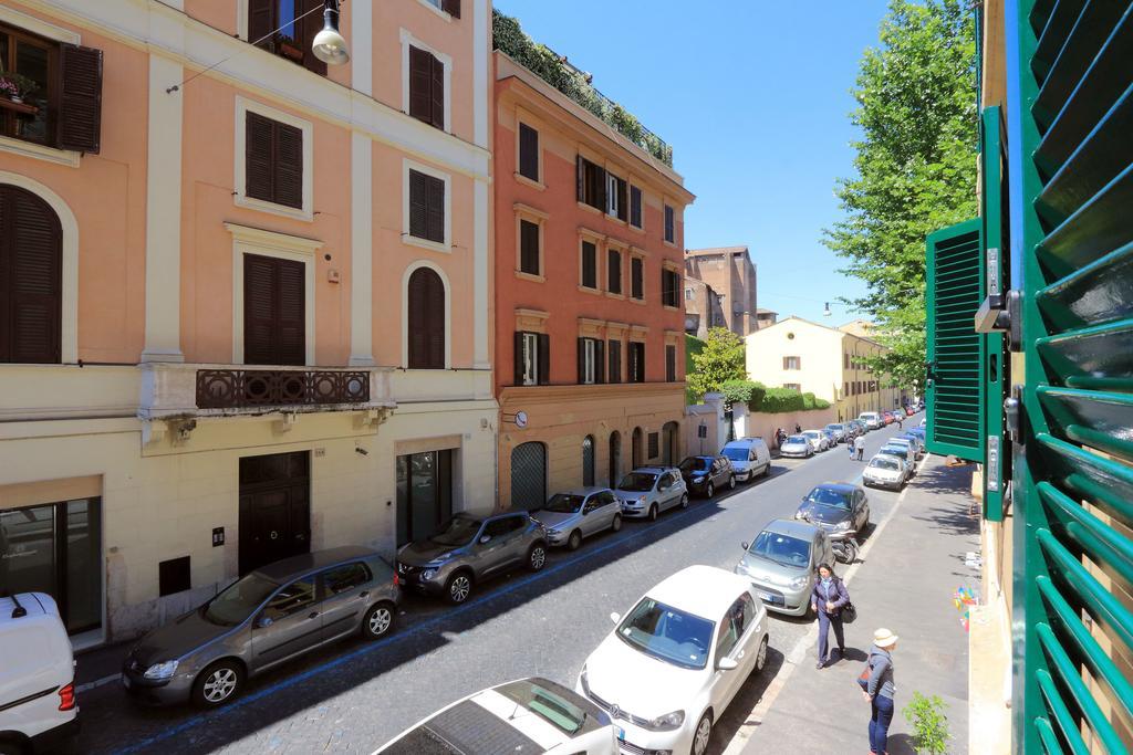 Ych-laterano Charme Appartement