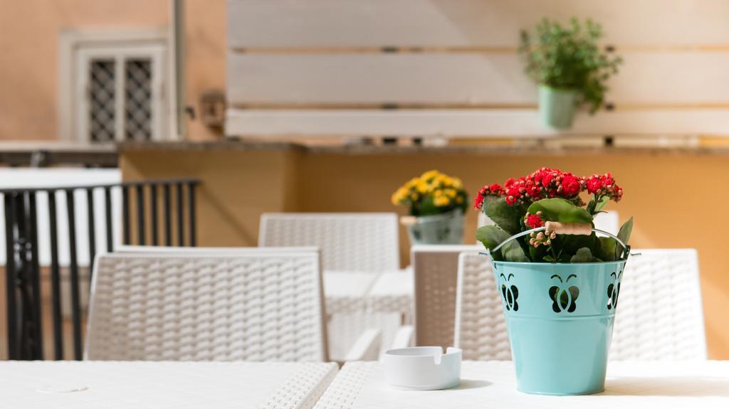 Couette-café Domus Capilupi 2*