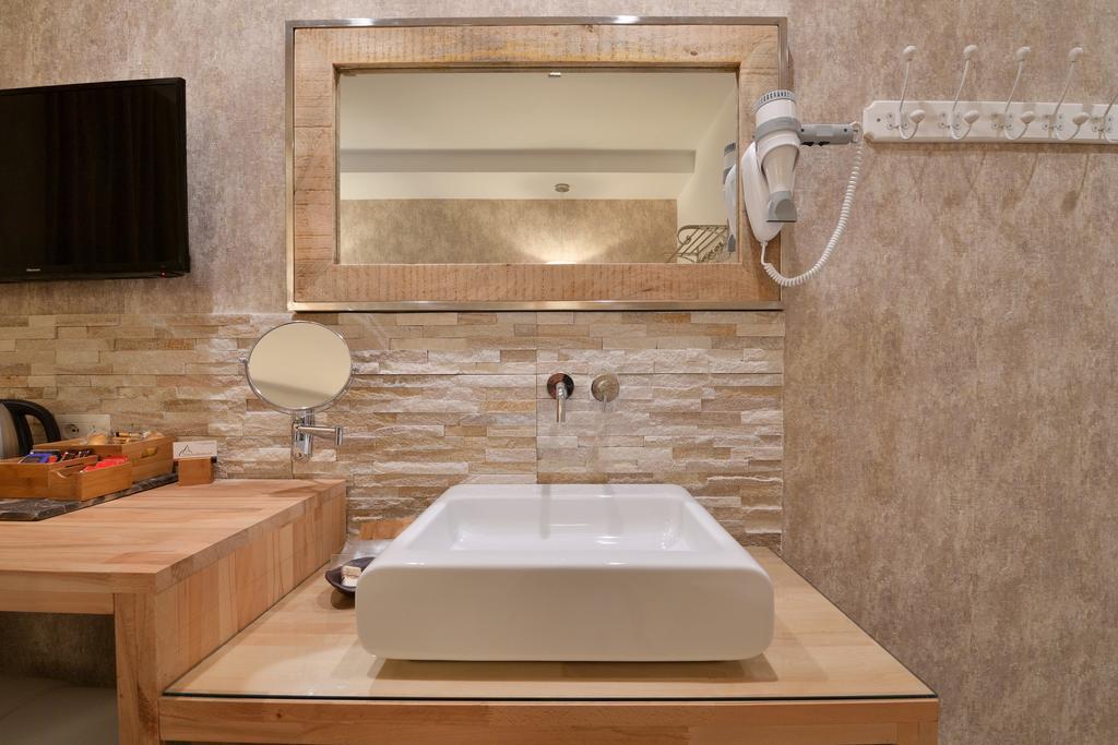 Relais Barberini 3* Rome