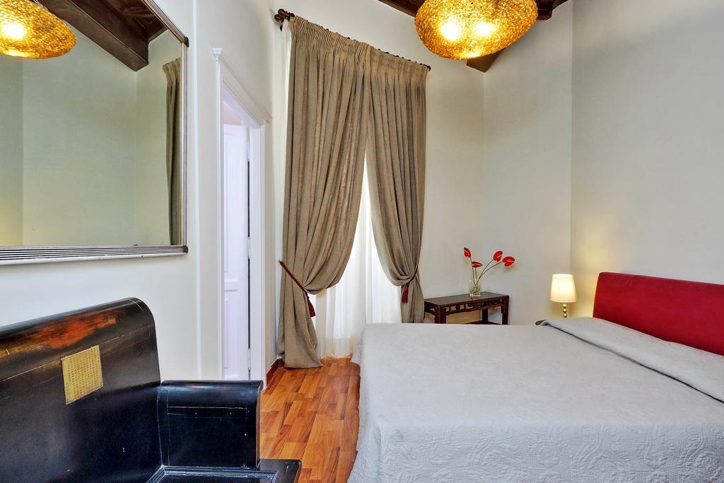 Apartment Trevi Vicolo Scanderbeg Rome