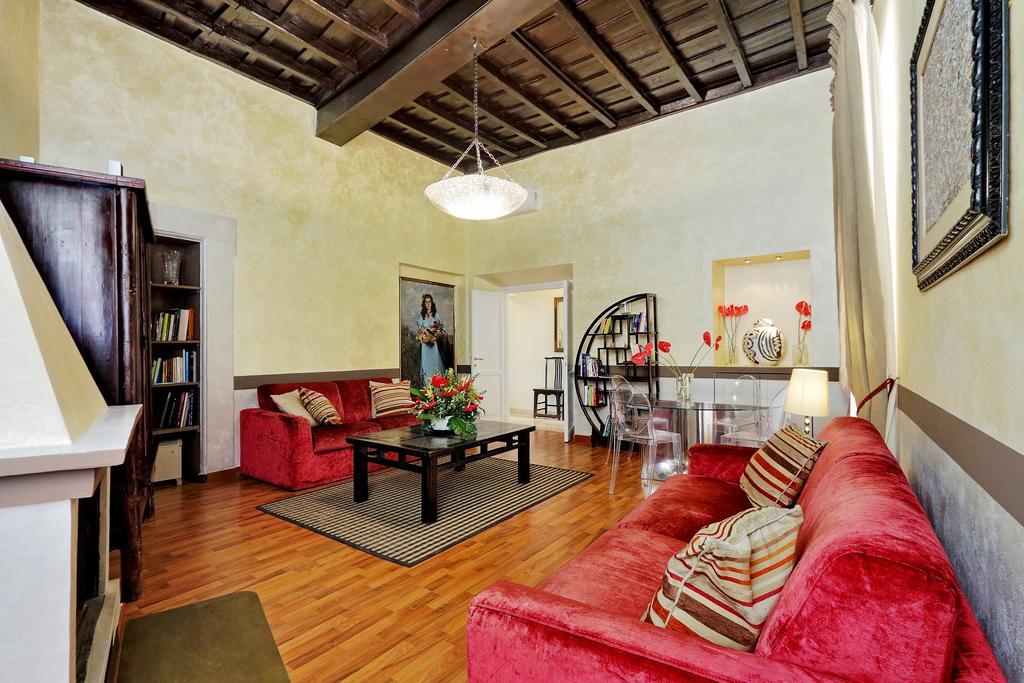 Trevi Vicolo Scanderbeg Apartment *