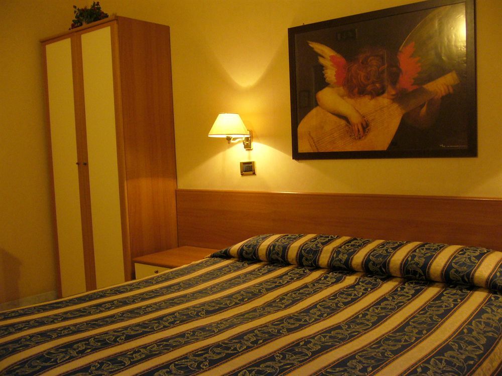 Hotel Milazzo Rome