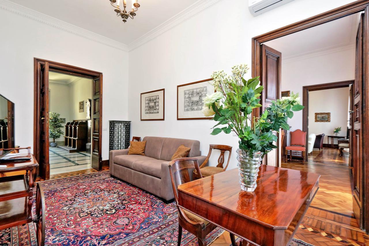 Prestigious Via Veneto * Rome