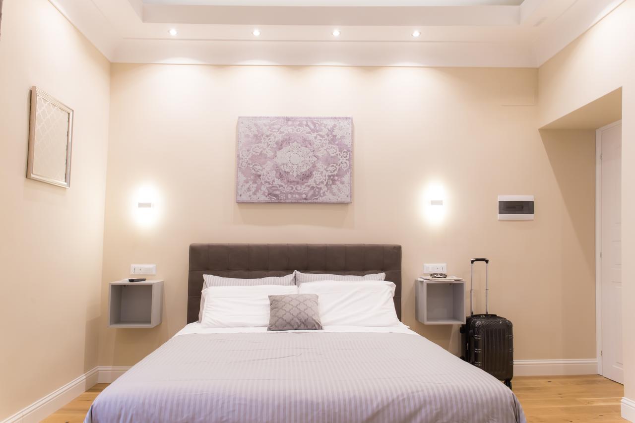 Nazionale Palace Guest house 2*