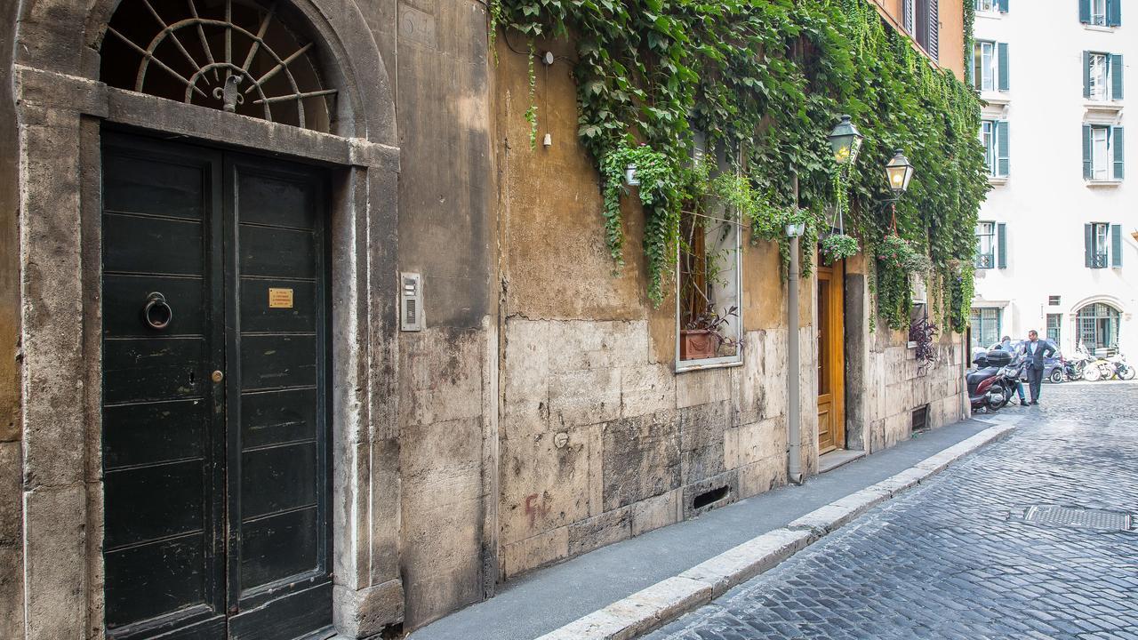 Santa Chiara Apartment Rome