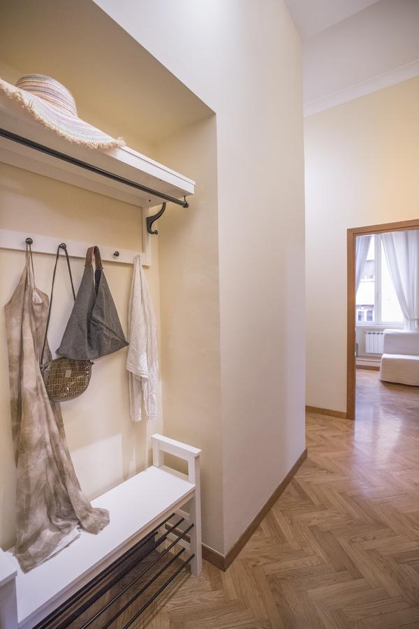 Roma's Trastevere Apartment *