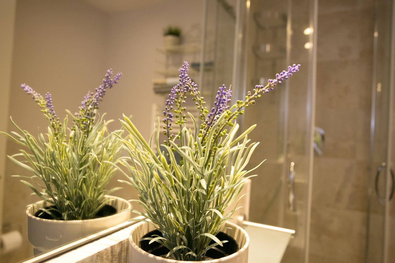 Apartment Cola Di Rienzo A E B Rome