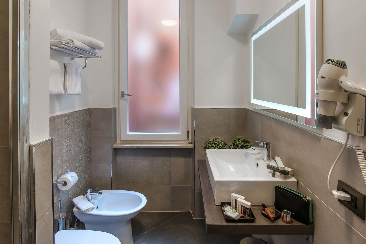 Navona Essence Hotel 3*