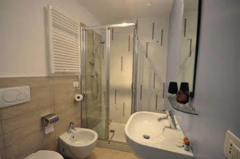 Guest house First Floor Rome