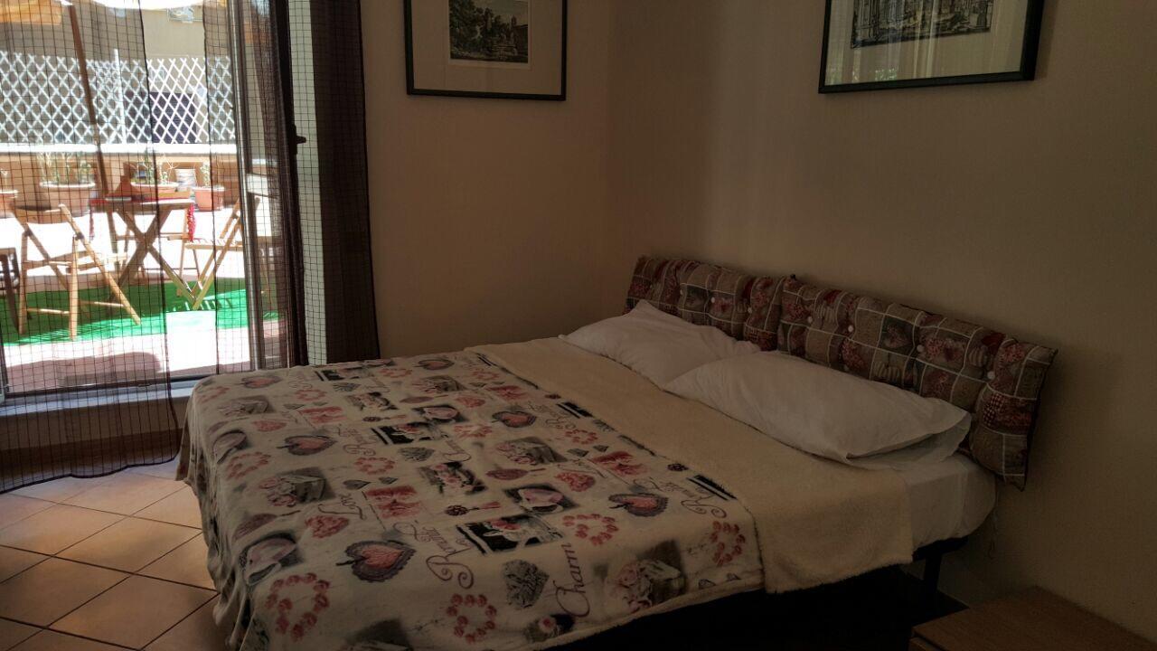 Bed & Breakfast Space *