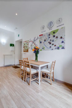 Bq House Milizie Luxury Rooms Bed & Breakfast 3*