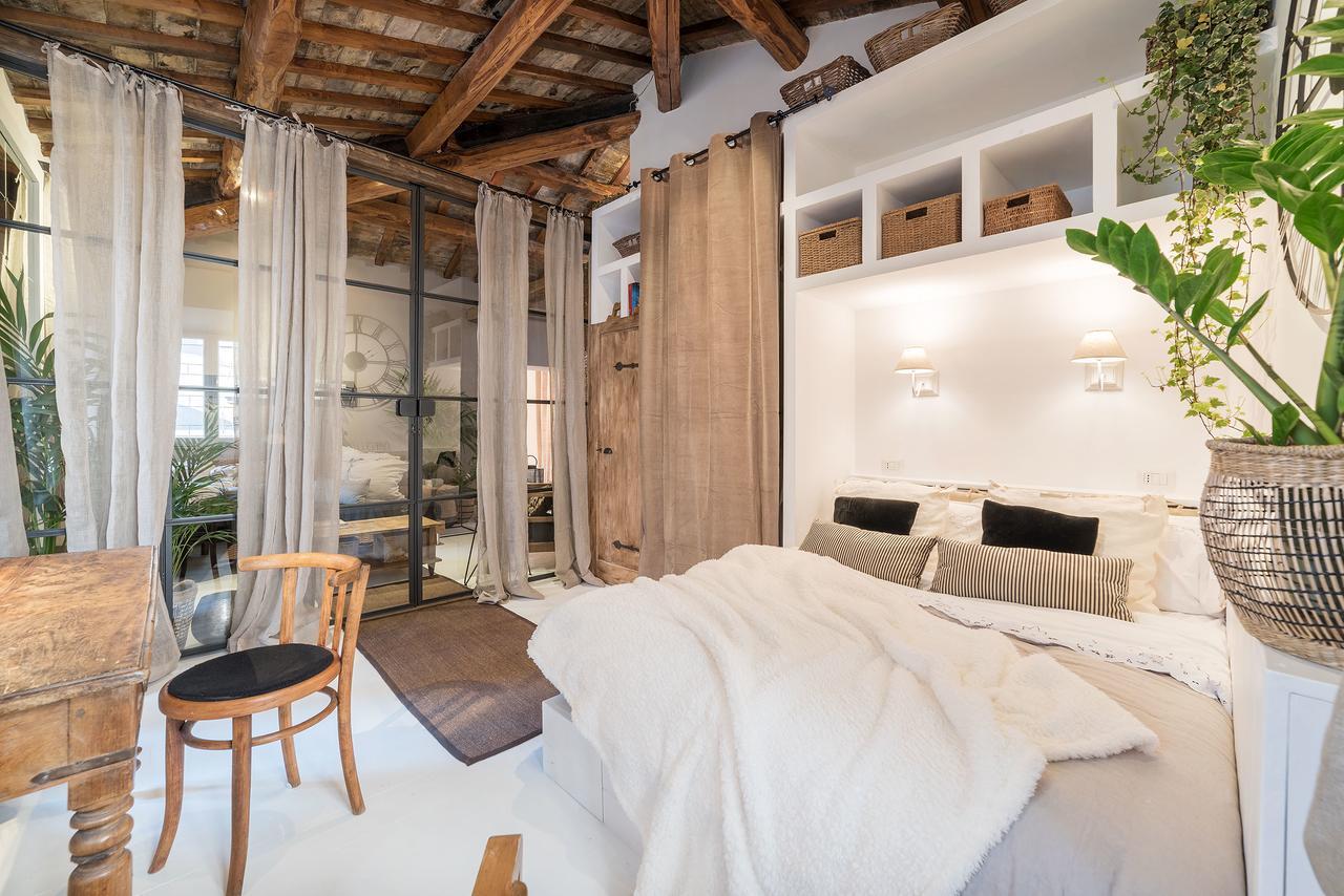 Loft&terrace - Elevated Elegance At Navona Apartment